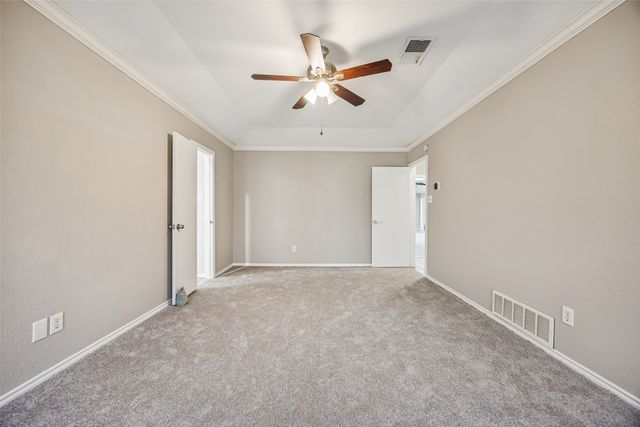 116 Timberview Court, Burleson, TX 76028