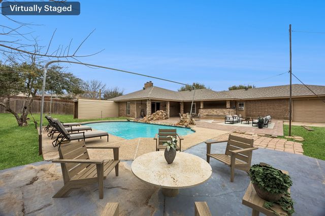 116 Timberview Court, Burleson, TX 76028