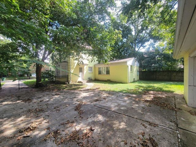 6626 Fairfield Street, Houston, TX 77023