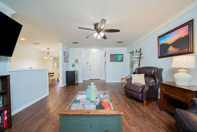 1317 Creekbend Street, White Oak, TX 75693