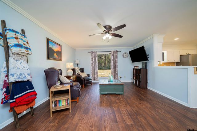 1317 Creekbend Street, White Oak, TX 75693