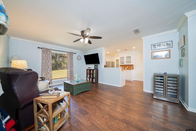 1317 Creekbend Street, White Oak, TX 75693