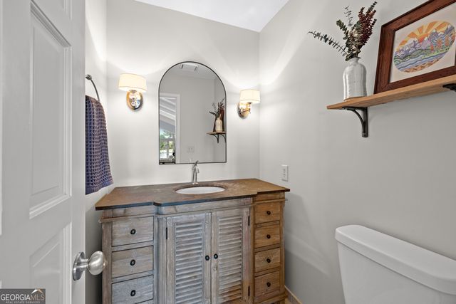 2025 Castle Lake Drive, Tyrone, GA 30290