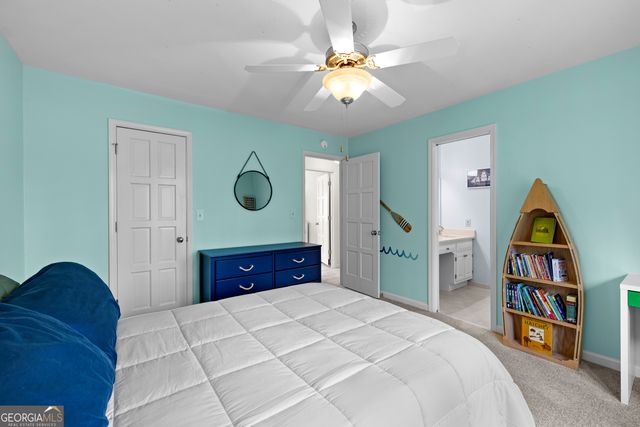 2025 Castle Lake Drive, Tyrone, GA 30290