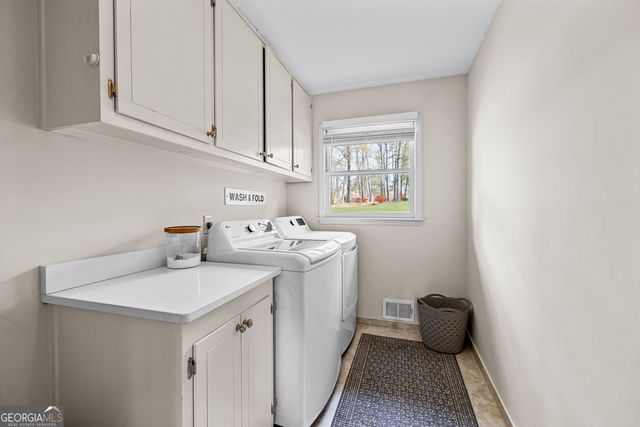 2025 Castle Lake Drive, Tyrone, GA 30290