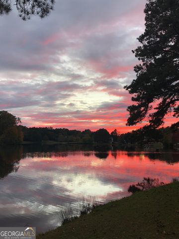 2025 Castle Lake Drive, Tyrone, GA 30290