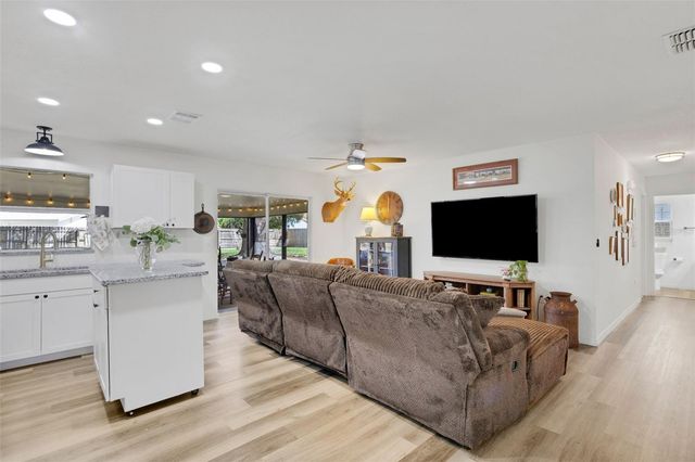 2143 NORETTA LANE, Lakeland, FL 33811