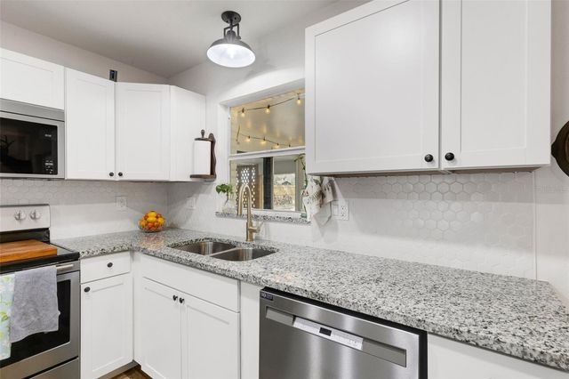 2143 NORETTA LANE, Lakeland, FL 33811