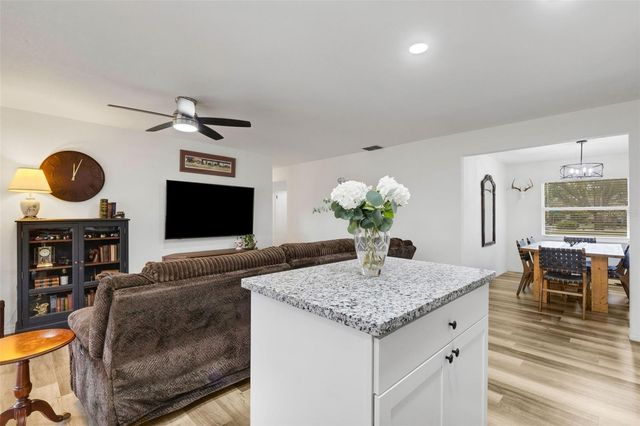 2143 NORETTA LANE, Lakeland, FL 33811