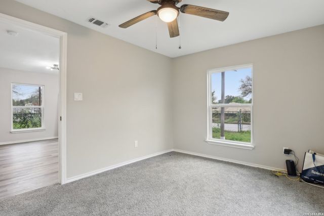 1360 ESSEX ST, San Antonio, TX 78210