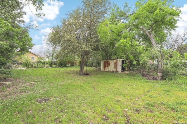 1360 ESSEX ST, San Antonio, TX 78210