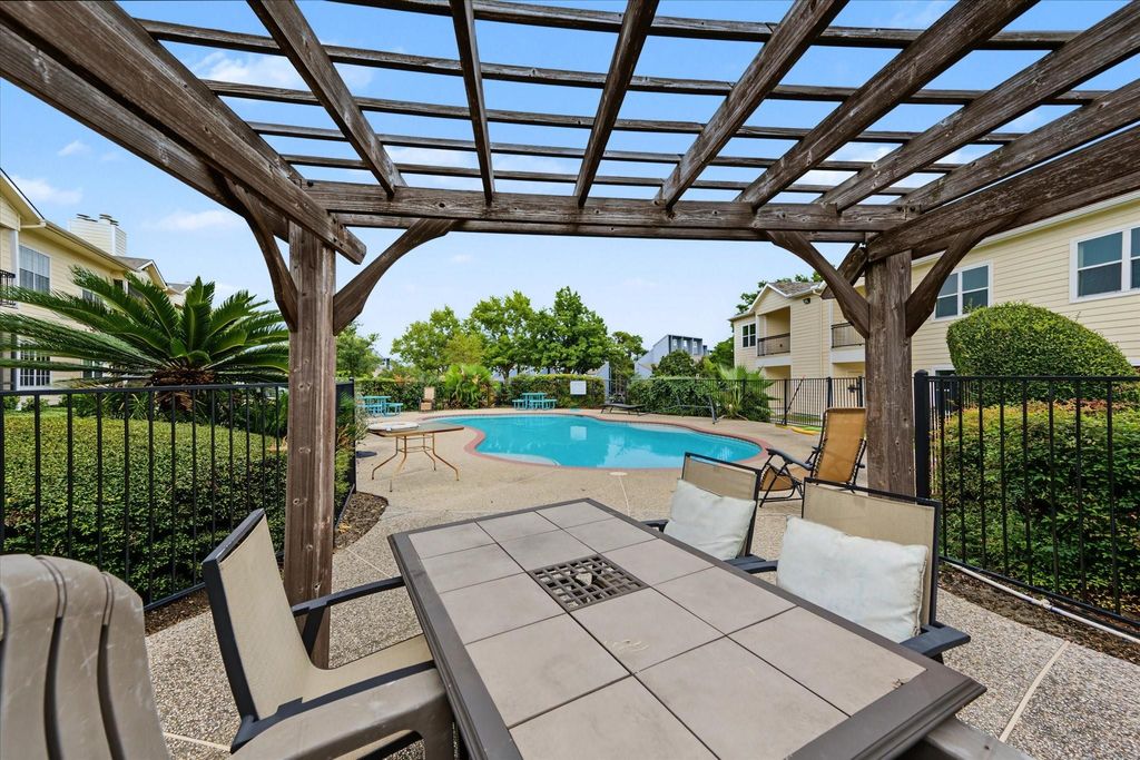 12565 Melville Drive 114, Montgomery, TX 77356
