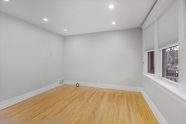 2708 N Richmond Street 1, Chicago, IL 60647