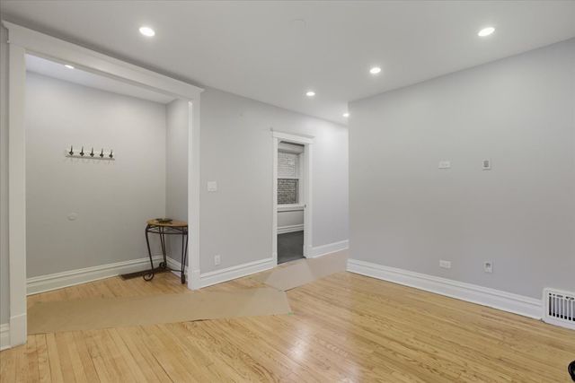 2708 N Richmond Street 1, Chicago, IL 60647