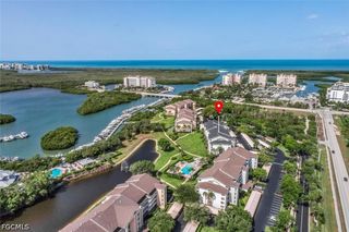 340 Horse Creek DR 305, Naples, FL 34110