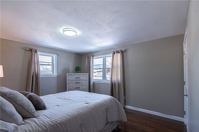 12 Whittier Drive, Coventry, RI 02816