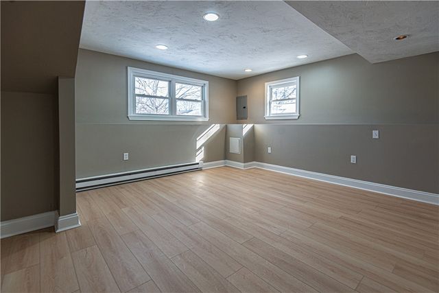 12 Whittier Drive, Coventry, RI 02816