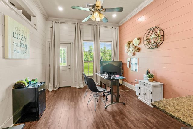 9365 E La Hwy 936, St Amant, LA 70774