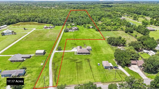 9365 E La Hwy 936, St Amant, LA 70774