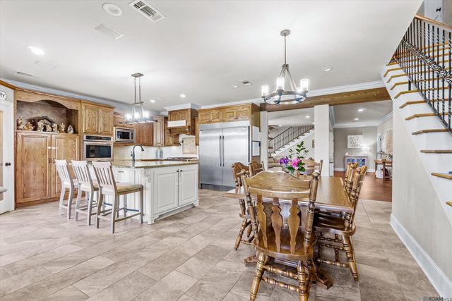 9365 E La Hwy 936, St Amant, LA 70774