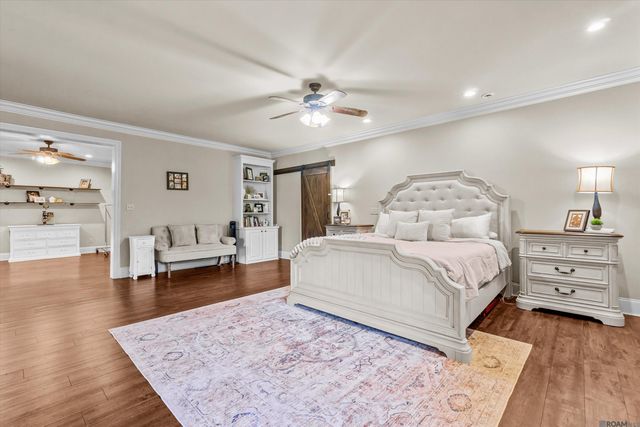 9365 E La Hwy 936, St Amant, LA 70774