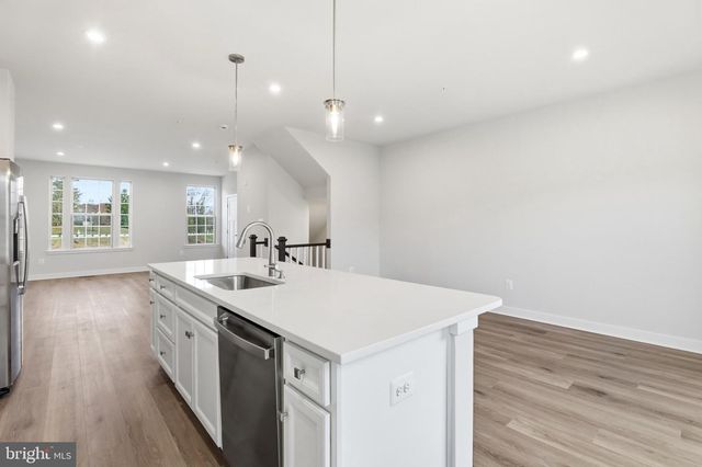 9417 TALL OAKS CT, Montgomery Village, MD 20886