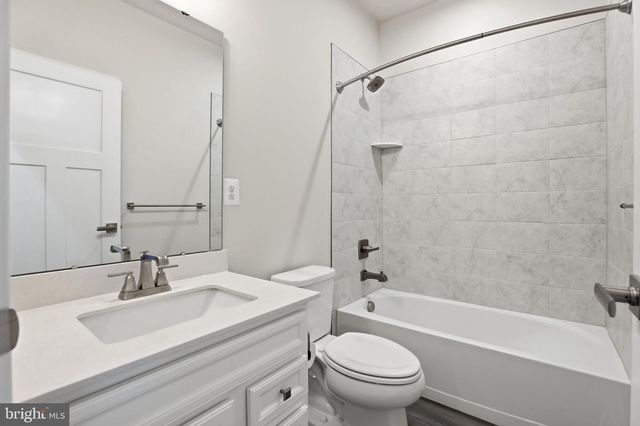 9417 TALL OAKS CT, Montgomery Village, MD 20886