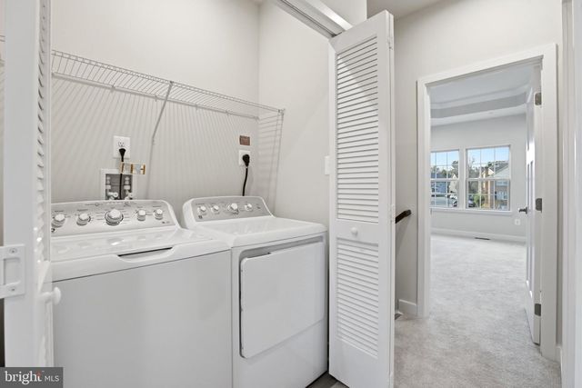 9417 TALL OAKS CT, Montgomery Village, MD 20886