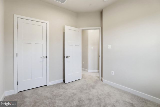 9417 TALL OAKS CT, Montgomery Village, MD 20886