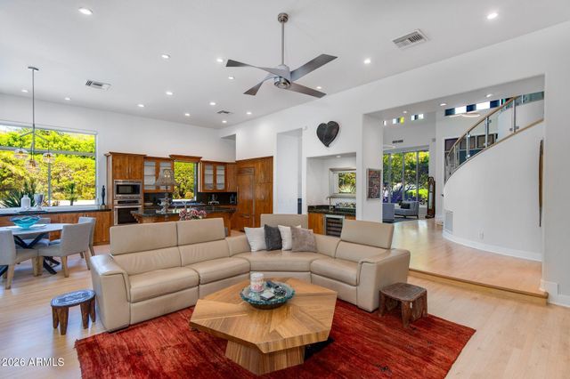 6522 N 27TH Street, Phoenix, AZ 85016