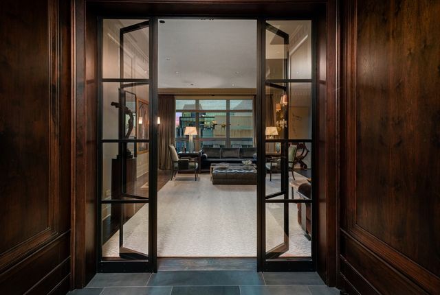 10 E Delaware Place 34A, Chicago, IL 60611