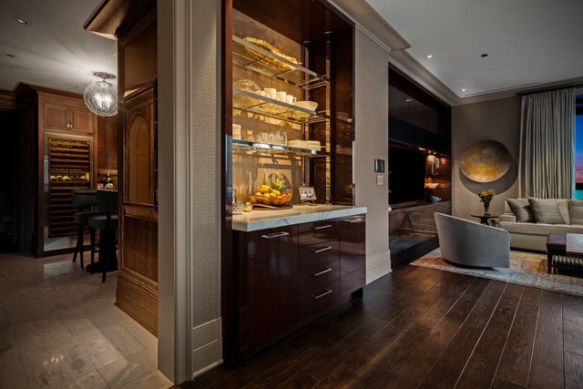 10 E Delaware Place 34A, Chicago, IL 60611