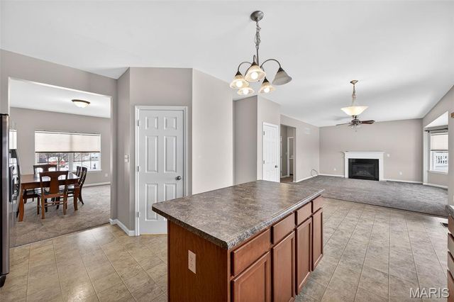 105 Wabash Spur Drive, O'fallon, MO 63366