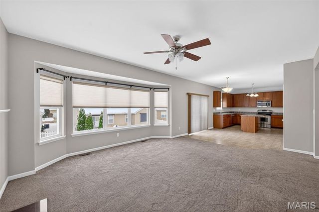 105 Wabash Spur Drive, O'fallon, MO 63366