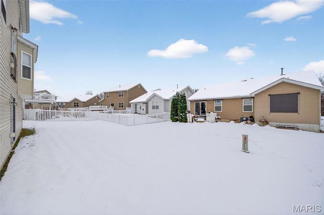 105 Wabash Spur Drive, O'fallon, MO 63366