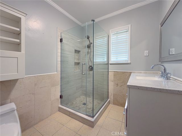 7509 Adwen, Downey, CA 90241