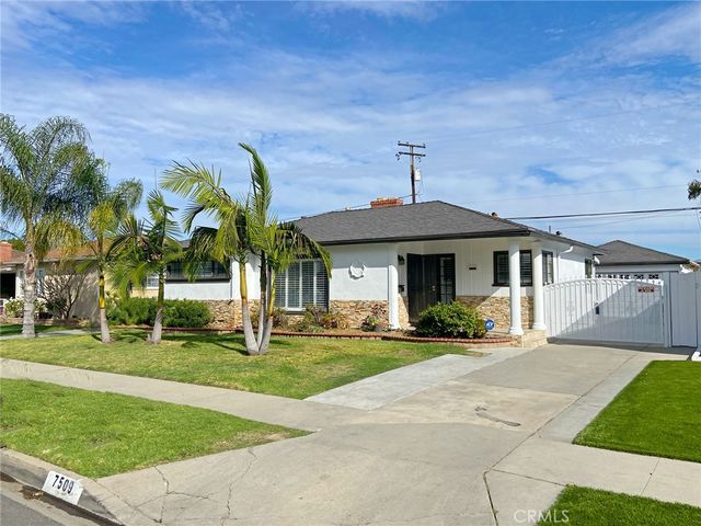 7509 Adwen, Downey, CA 90241