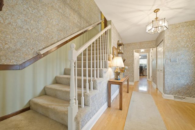 1029 Greenview Drive, Crown Point, IN 46307