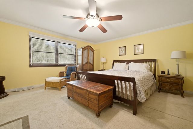 1029 Greenview Drive, Crown Point, IN 46307