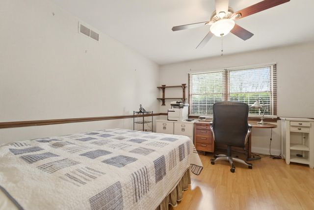 1029 Greenview Drive, Crown Point, IN 46307