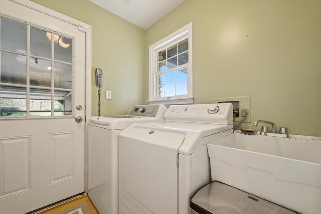 1029 Greenview Drive, Crown Point, IN 46307