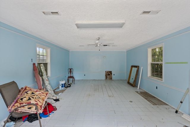 302 W Raft St., Nichols, SC 29581
