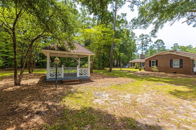302 W Raft St., Nichols, SC 29581