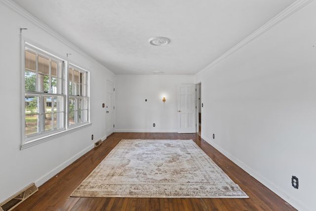 302 W Raft St., Nichols, SC 29581