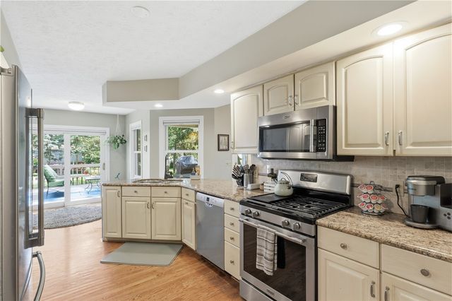 224 Totem Trail, Irondequoit, NY 14617