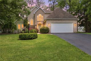 224 Totem Trail, Irondequoit, NY 14617
