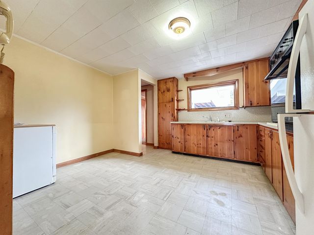 70 Fairwood Heights, Morristown, VT 05661