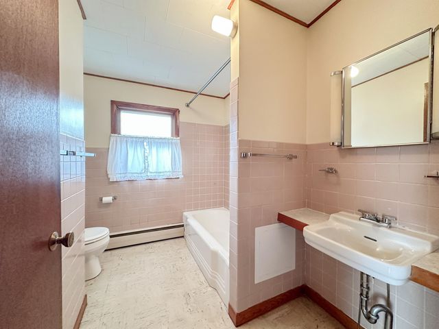 70 Fairwood Heights, Morristown, VT 05661