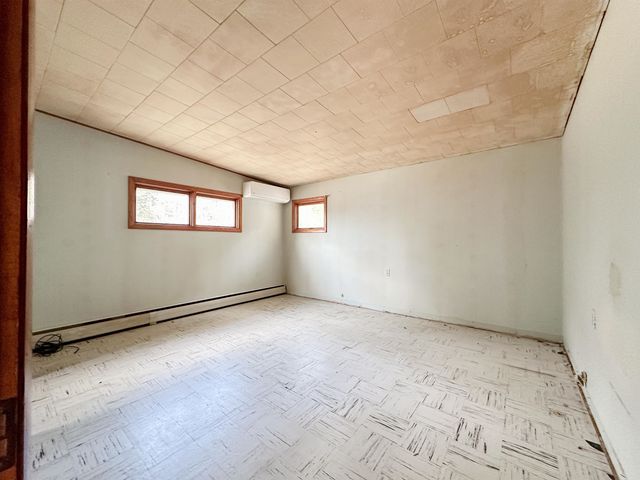 70 Fairwood Heights, Morristown, VT 05661