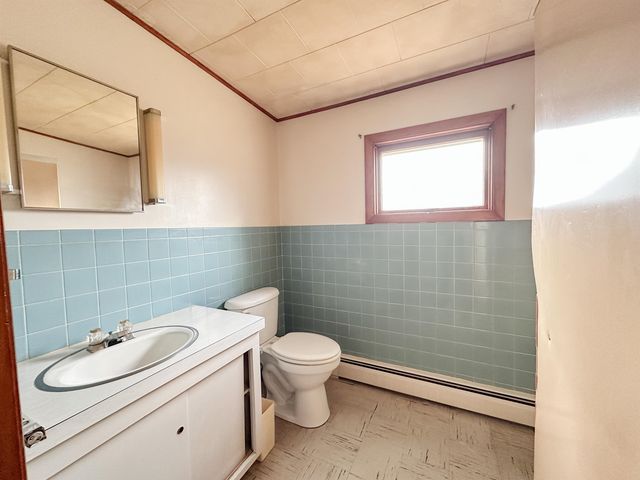 70 Fairwood Heights, Morristown, VT 05661